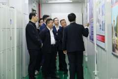 宜春市电子信息产业链招商小分队莅临欧宝app官方端入口-欧宝(中国)参观调研